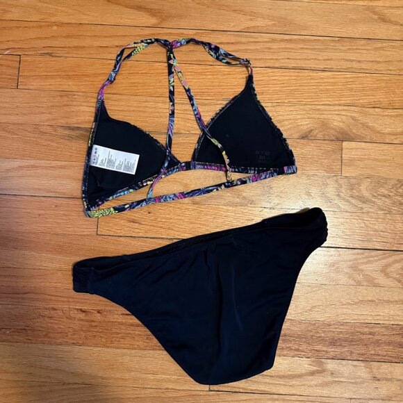 Tropical Pattern Strappy Bikini - Picture 2 of 2